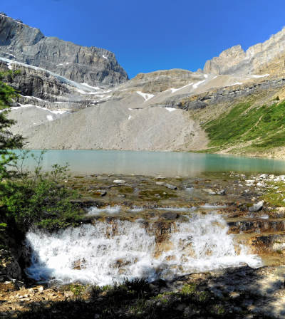 Wasserfall vom Zigadenus Lake